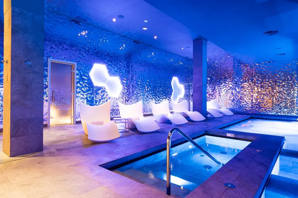 Sports and Entertainment, HOVIMA Cool Costa Adeje, Tenerife
