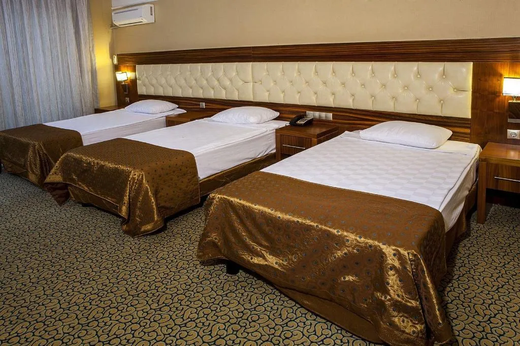 Room, Bera, Antalya