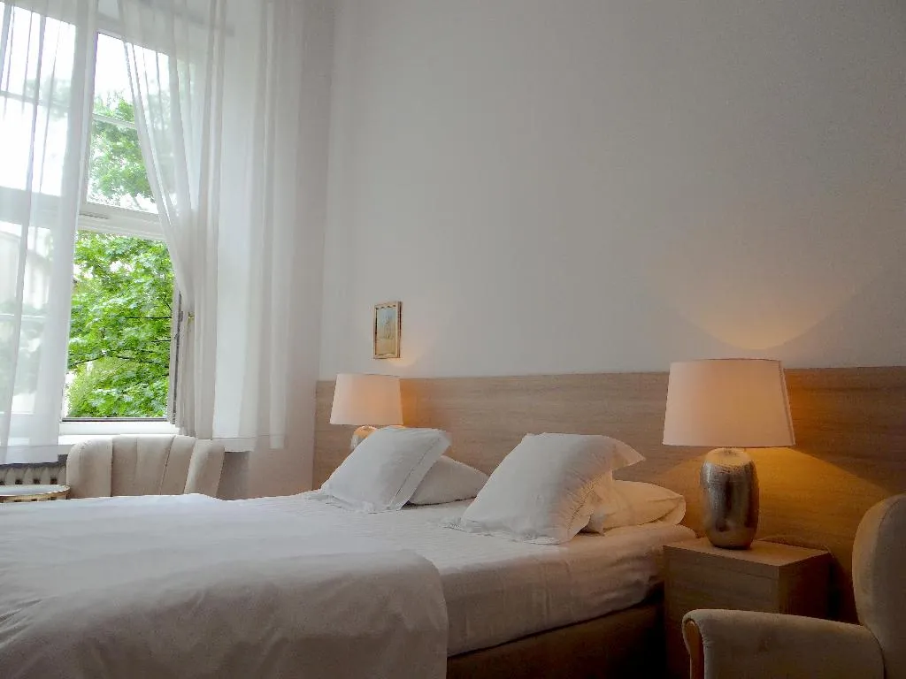 STUDIO STANDARD Room, Boutique Aparthotel, Krakow