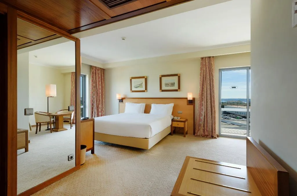 Double or Twin SUPERIOR Room, Real Oeiras, Lisbon