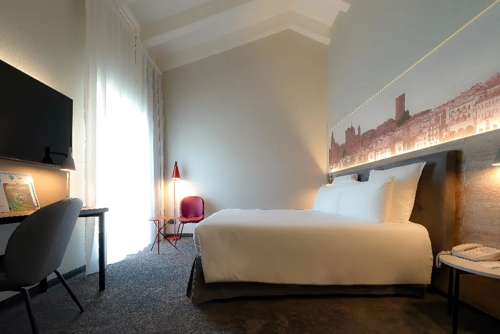 DOUBLE PREMIUM Room, Mercure Bergamo Centro Palazzo Dolci, Milan