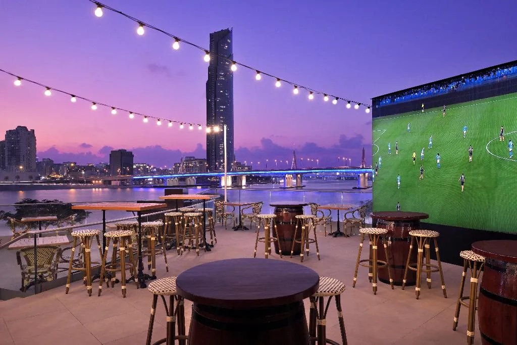Restaurant, Crowne Plaza Dubai Festival City, Dubai
