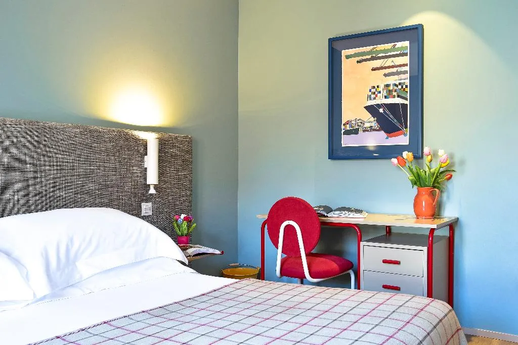 DOUBLE STANDARD Room, The Editory House Ribeira Hotel, Porto