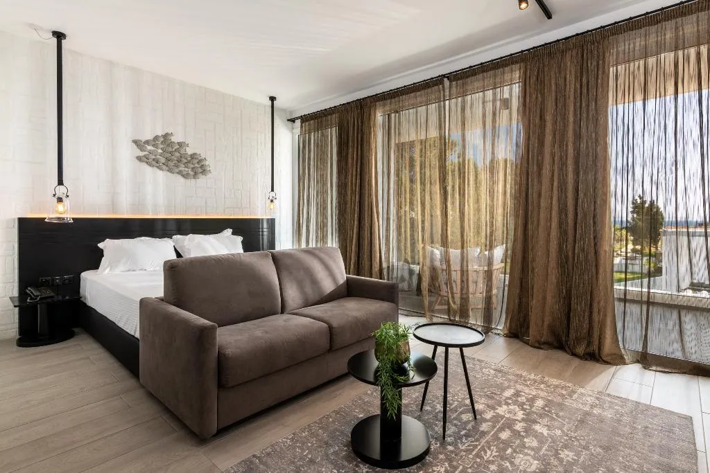 SUITE DELUXE Room, Abacus Suites, Cyprus