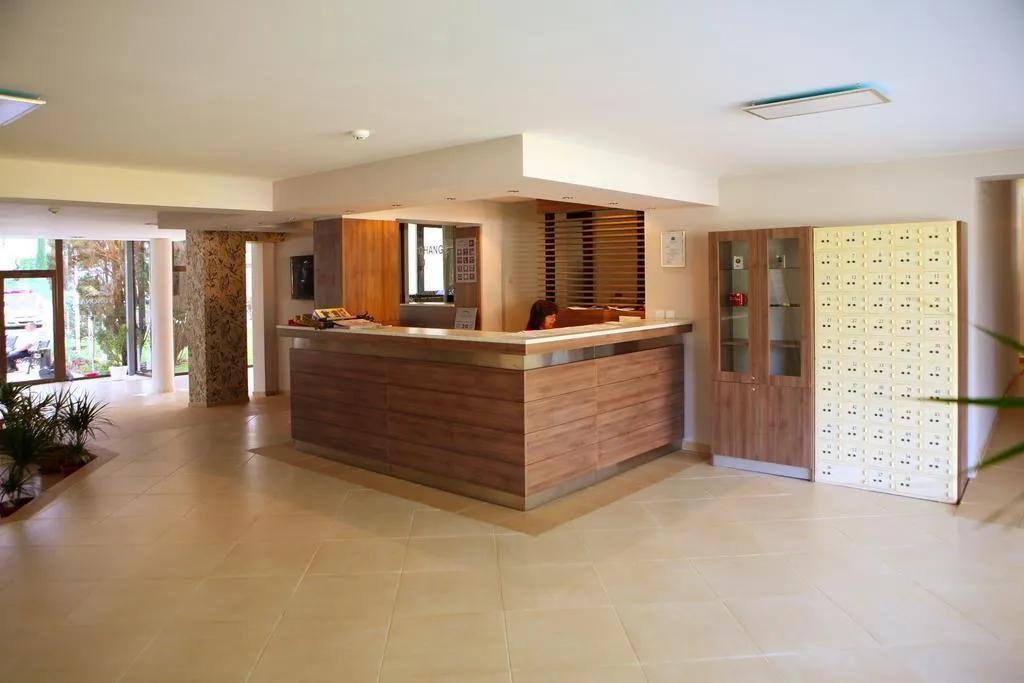 Lobby, Yunona, Bourgas