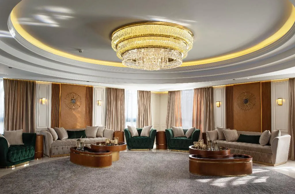 SUITE STANDARD Room, Triumph Luxury Hotel, Cairo