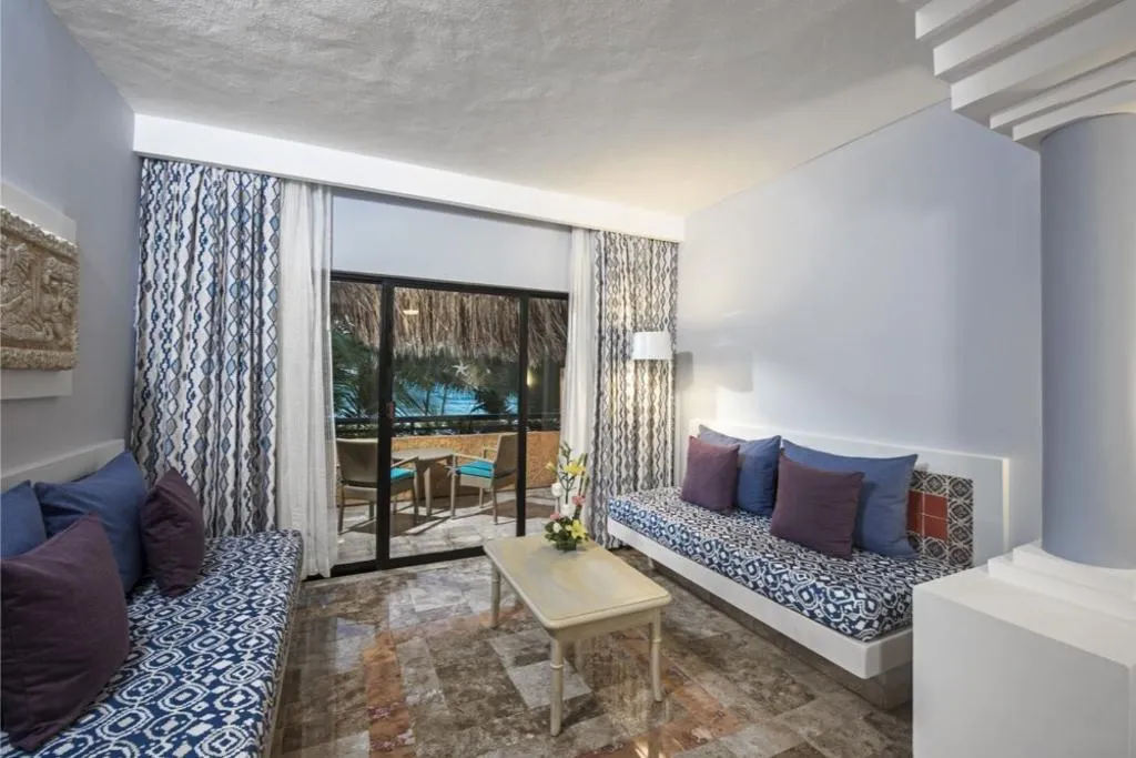 JUNIOR SUITE OCEAN FRONT Room, Iberostar Waves Tucan All Inclusive, Cancun Area