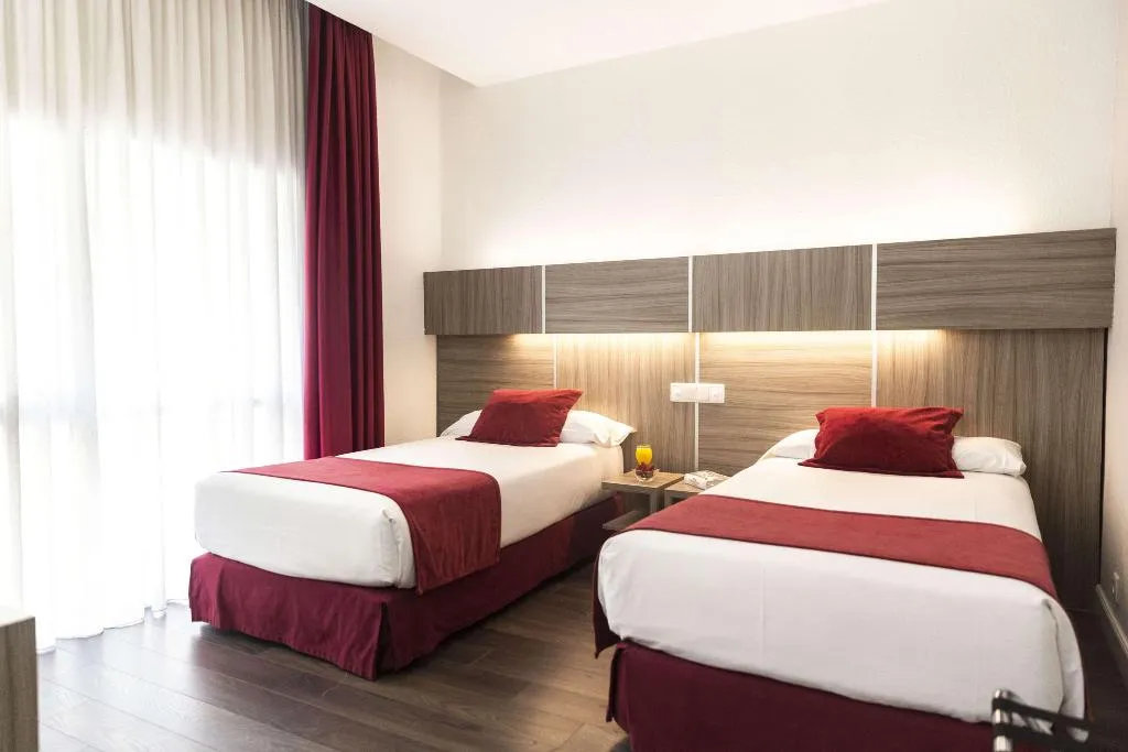 Room, Serrano, Madrid