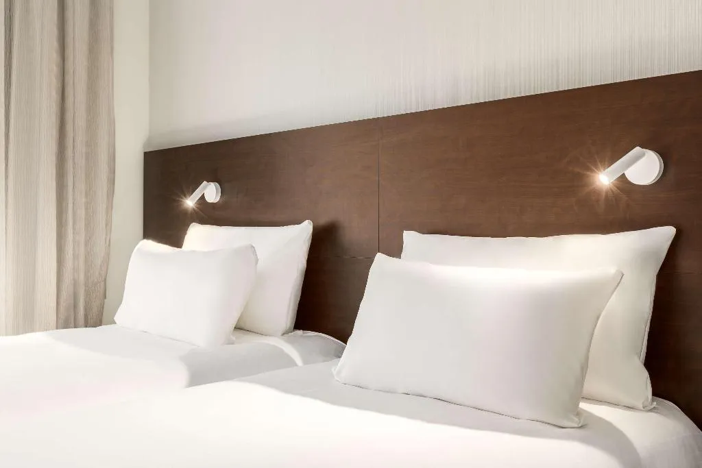 TRIPLE SUPERIOR Room, NH Maastricht, Amsterdam