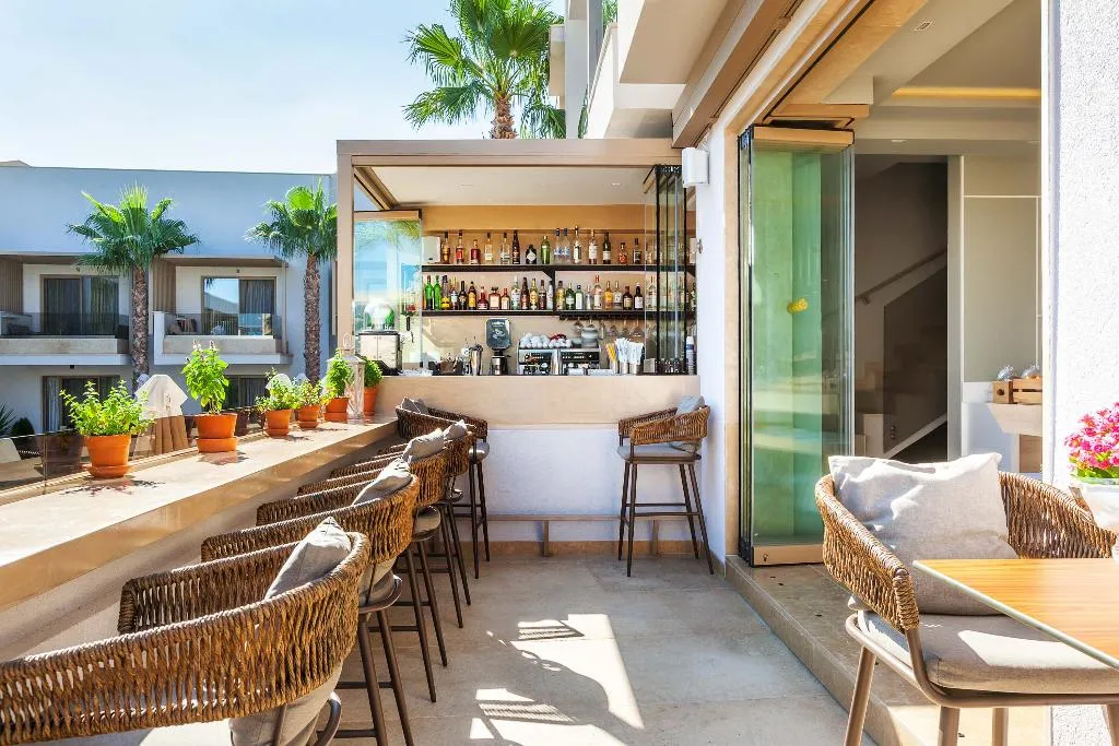 Bar, Pefki Deluxe Residences, Halkidiki