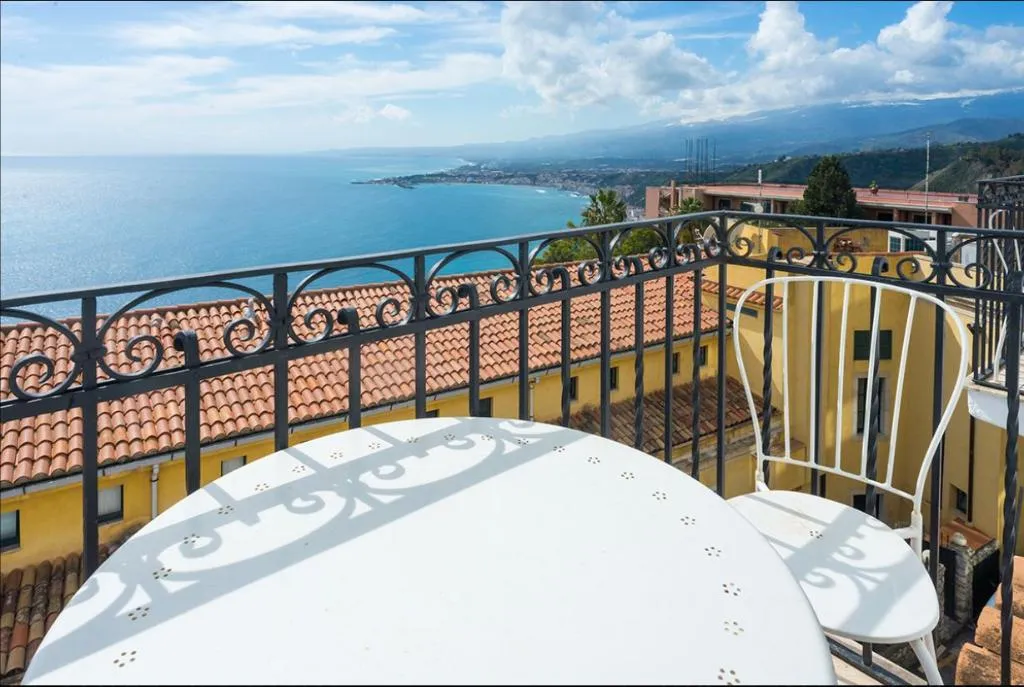 DOUBLE SEA VIEW Room, Hotel Elios, Taormina