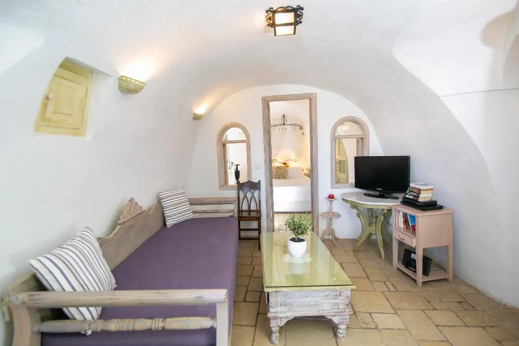 SUITE EXECUTIVE Room, Alexander's Suites, Santorini