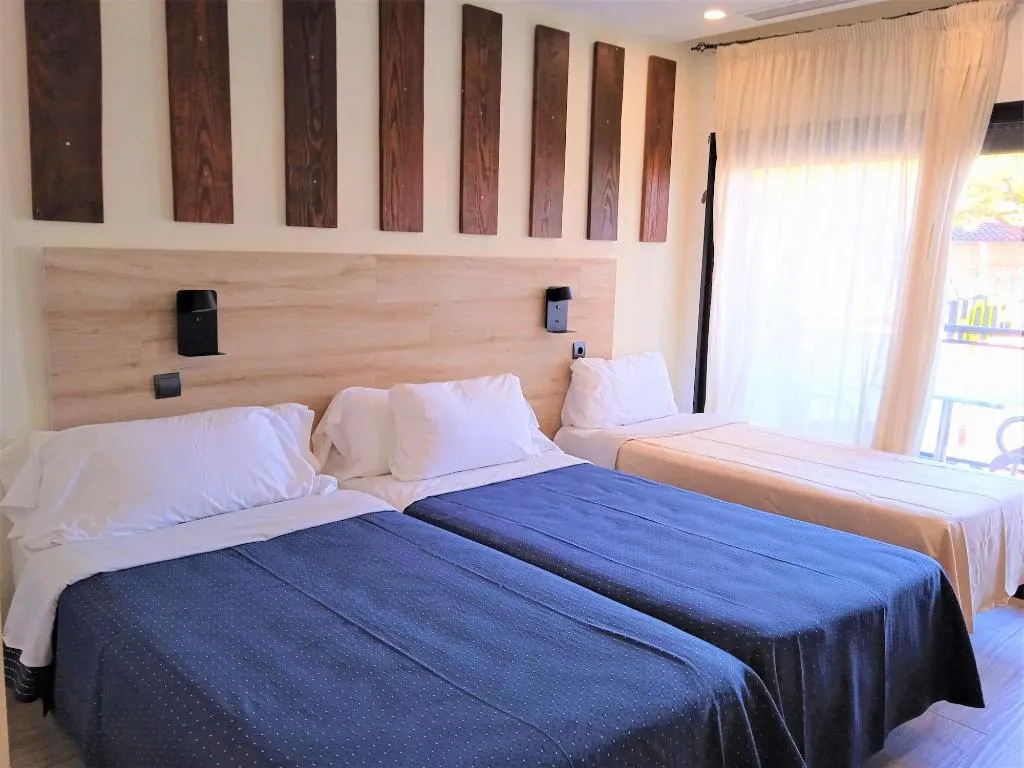 Room, Hotel 153, Barcelona