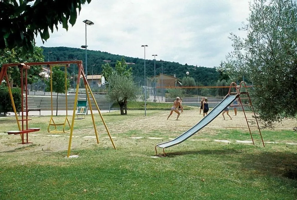 Sports and Entertainment, Le Tre Isole, Perugia