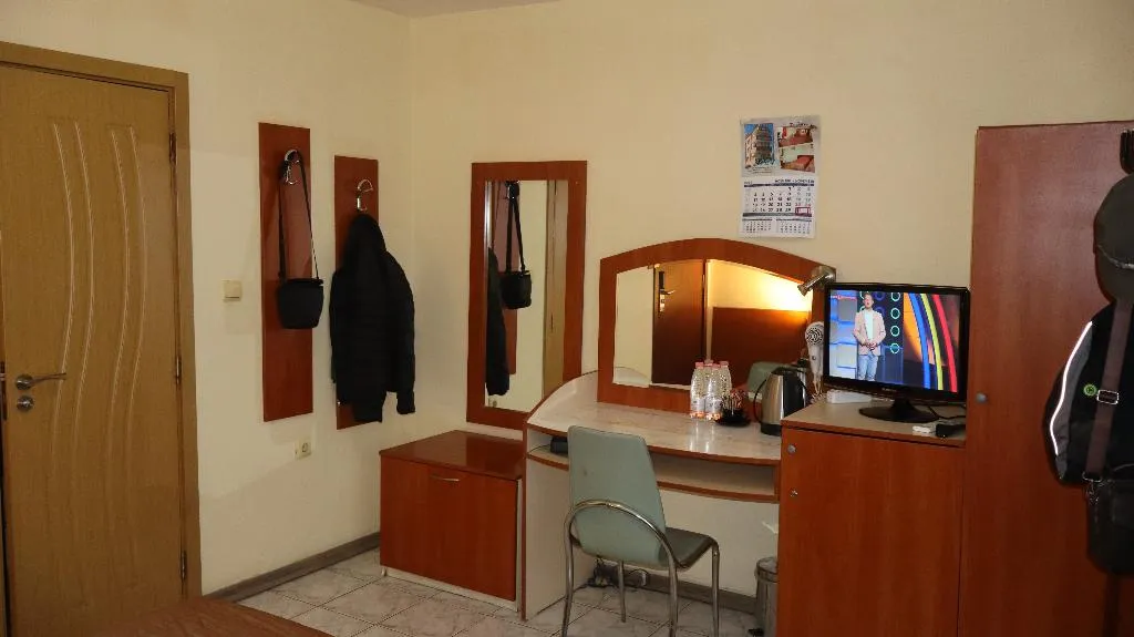 TWIN TWO BEDS Room, Palitra, Varna
