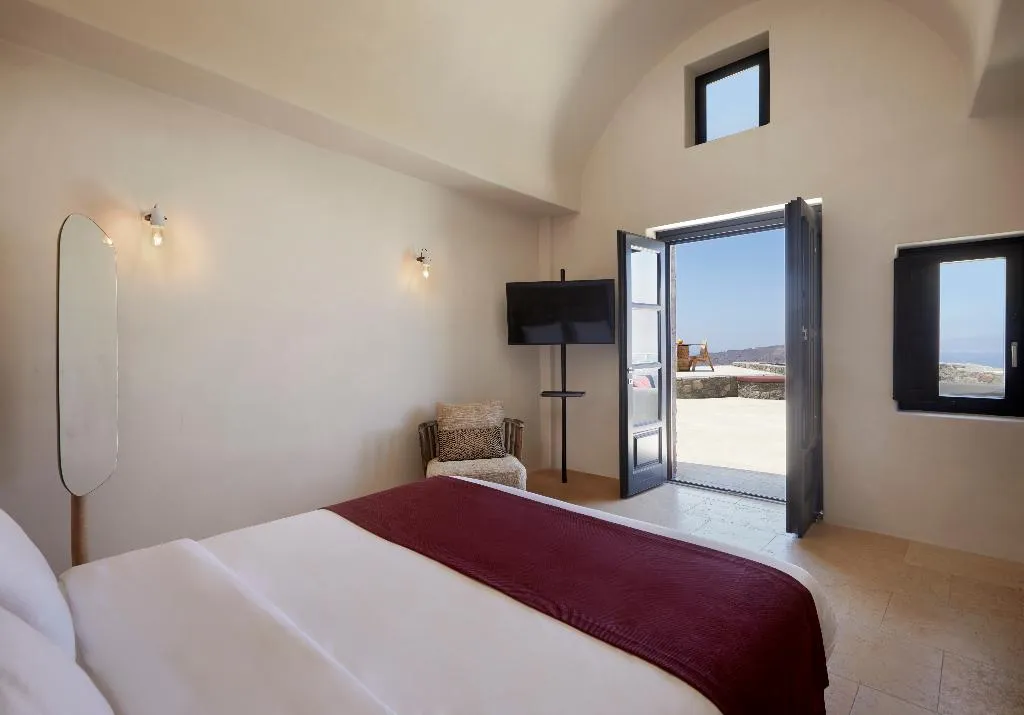 SUITE SEA VIEW WITH PRIVATE POOL Room, White Pearl Cavalieri, Santorini
