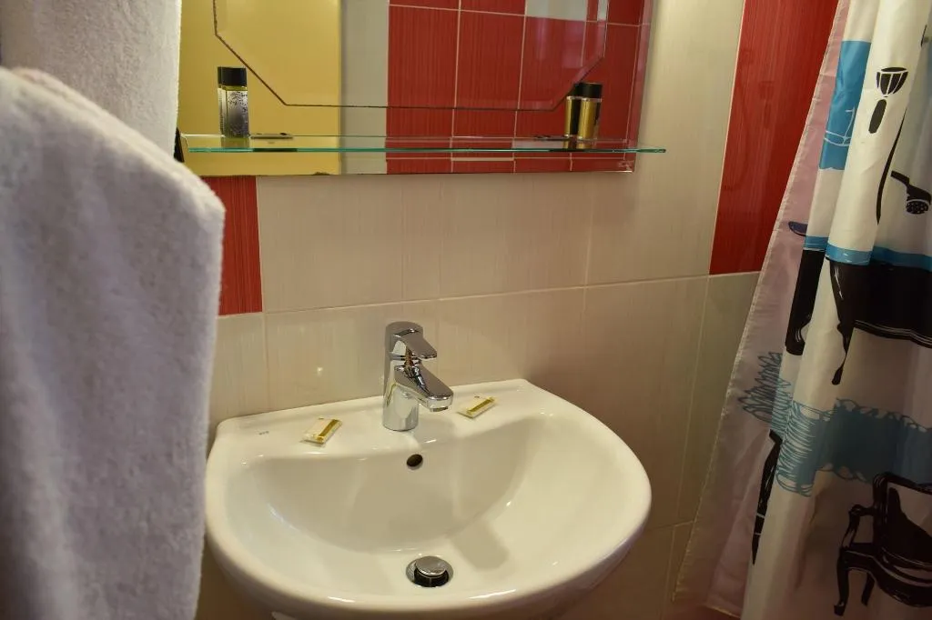 Room, The Q Hotel, Athens