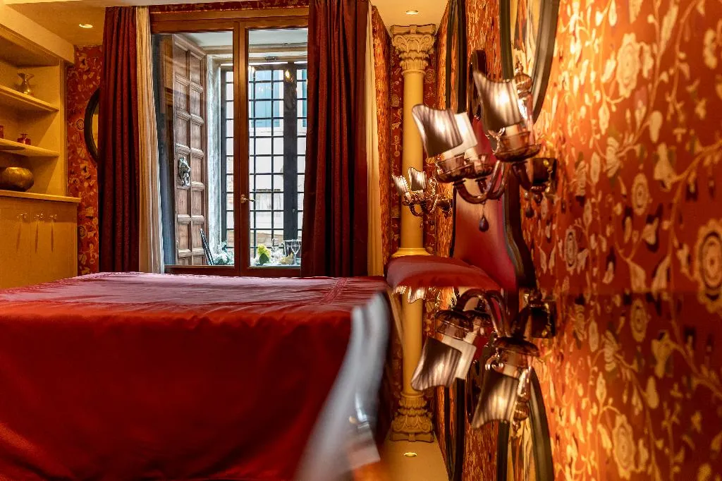 Double or Twin SUPERIOR Room, Palazzetto Madonna, Venice