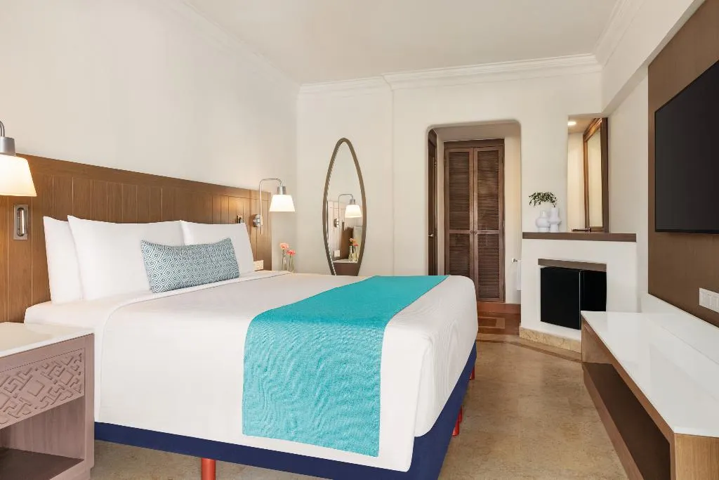 DOUBLE STANDARD Room, Wyndham Alltra Playa del Carmen Adults Only All In, Playa Del Carmen