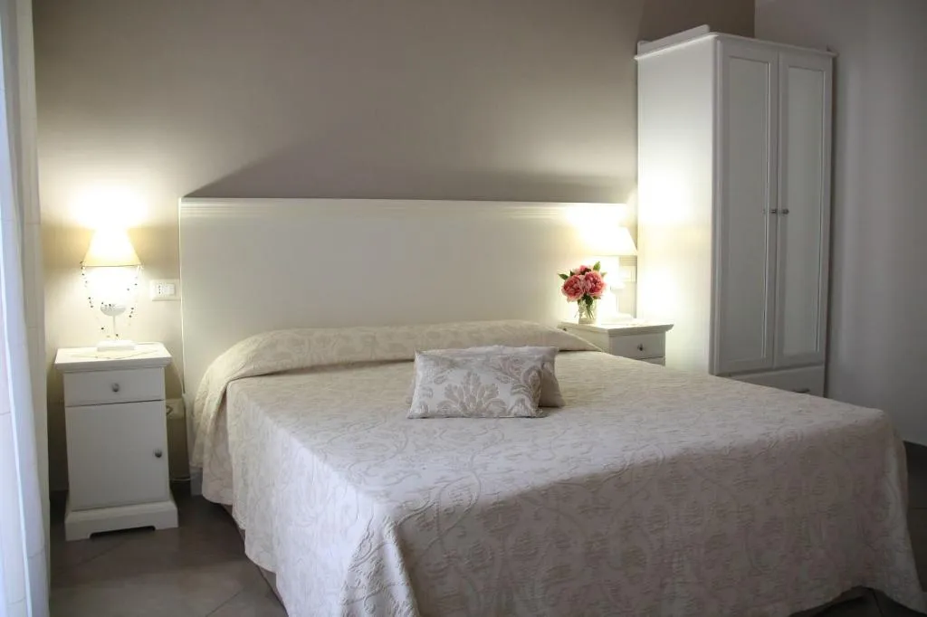 Room, Antico Corso, Catania