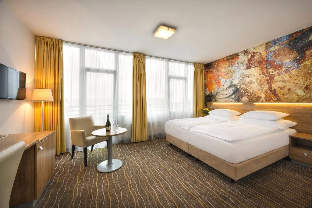 Double or Twin STANDARD Room, Akcent hotel, Prague