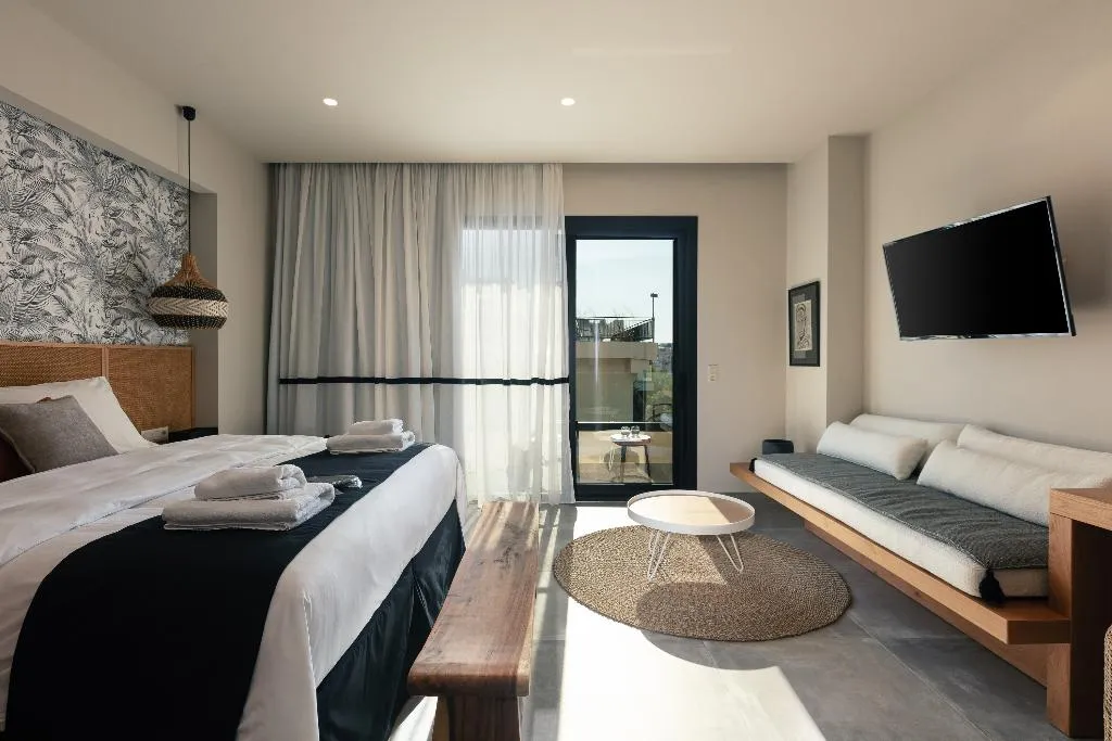 JUNIOR SUITE WITH BALCONY Room, Chapter 02 Gallery Suites, Crete