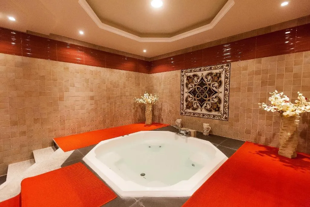 Sports and Entertainment, Red Castle Hotel Sharjah, Dubai
