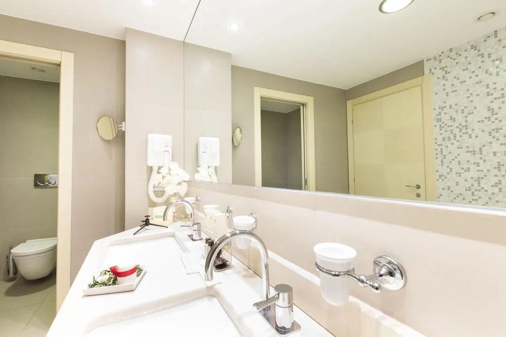 SUITE WITH DOUBLE BED Room, Just Hotel Lomazzo Fiera, Milan