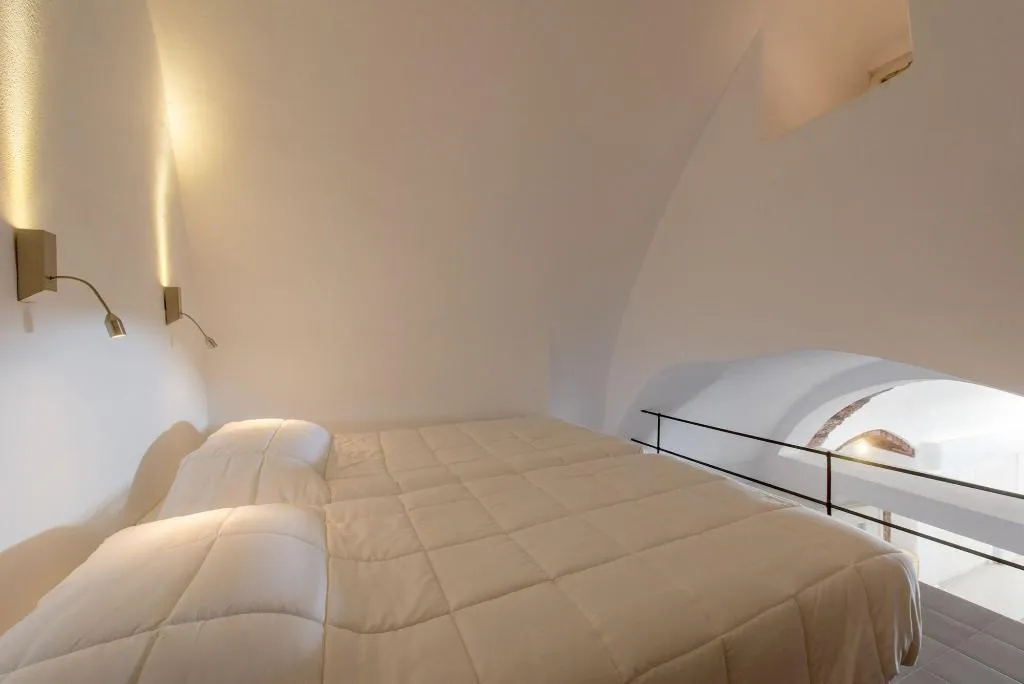Room, Villa Renos, Santorini