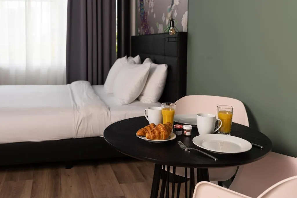 DOUBLE STANDARD Room, Hotel2stay, Amsterdam