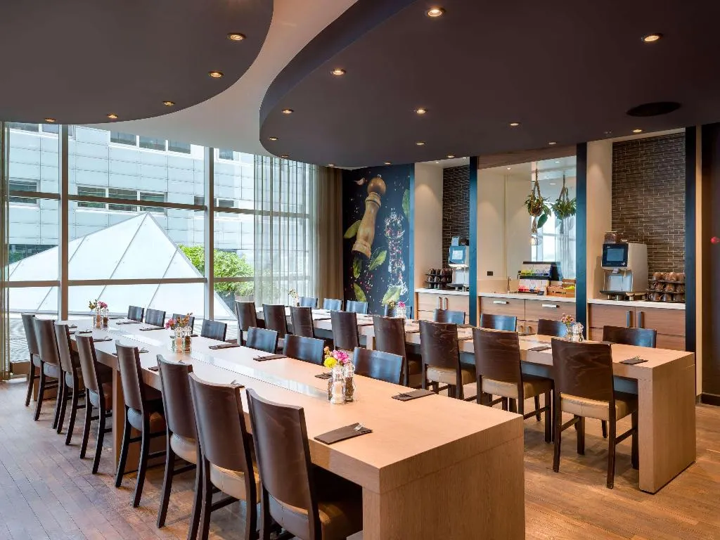 Restaurant, Movenpick Hotel Amsterdam City Centre, Amsterdam