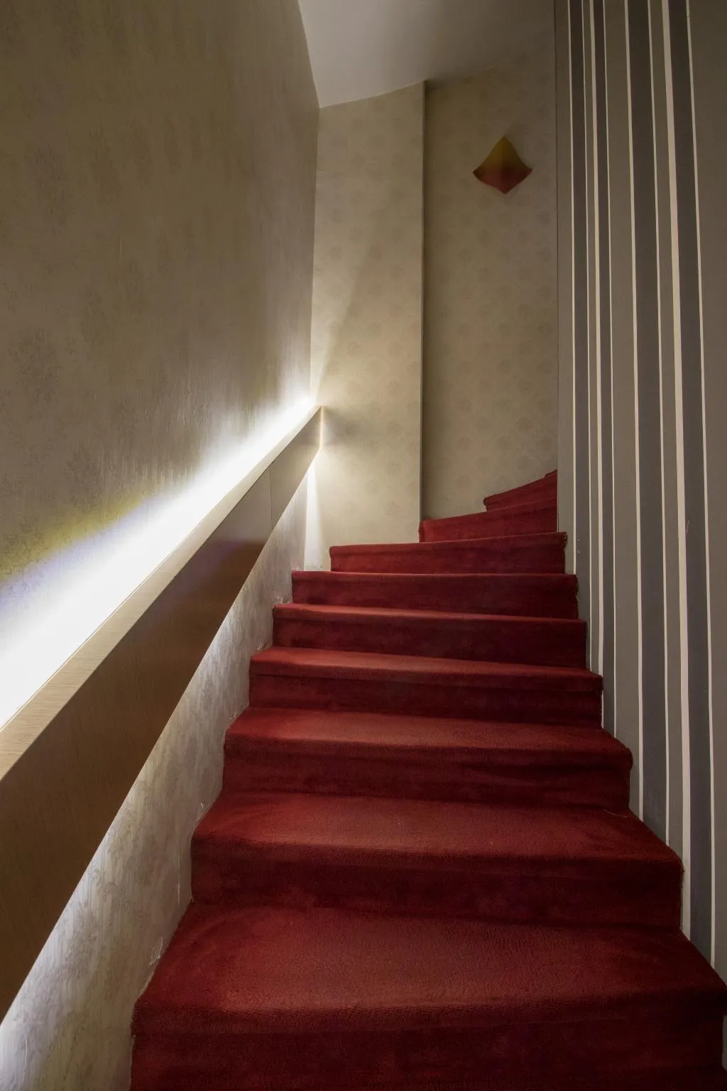 Lobby, Cosmopolit, Athens