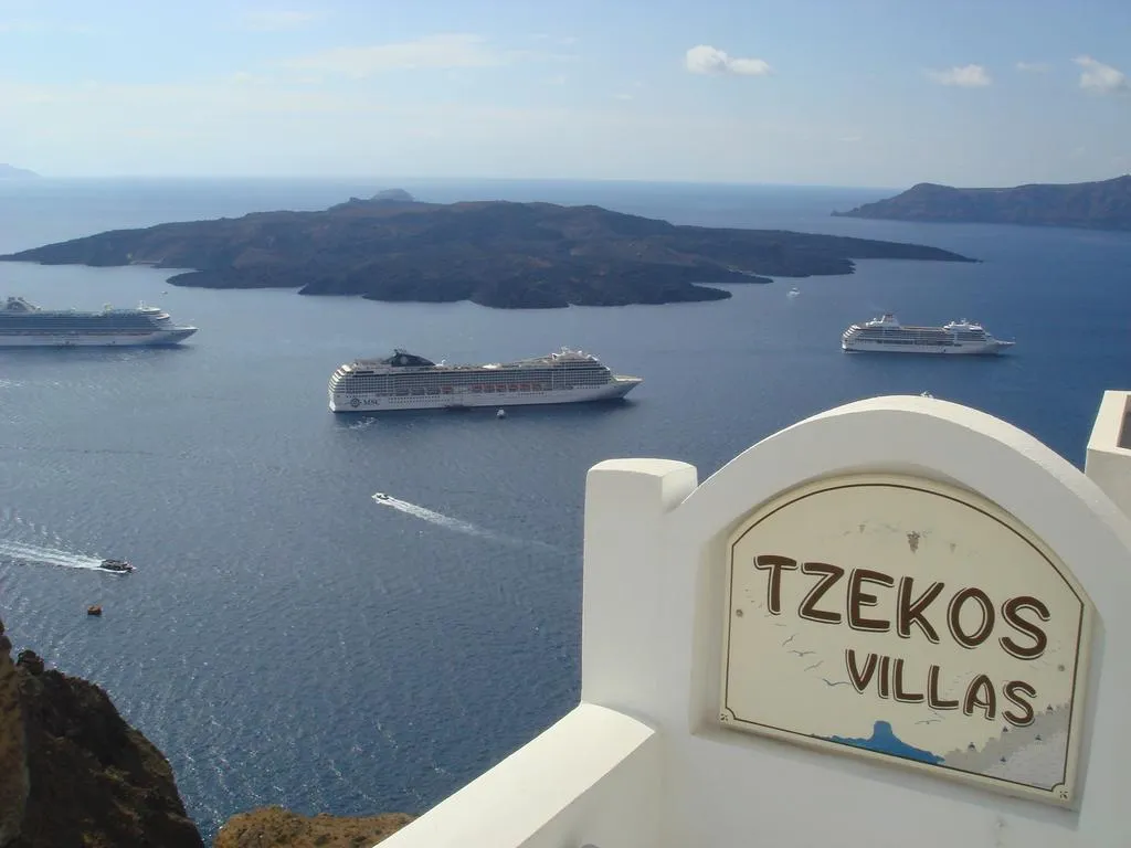 General view, Tzekos Villas, Santorini
