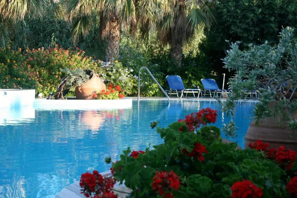 Sports and Entertainment, Spiros & Hiroko Hotel - Adults Only, Santorini