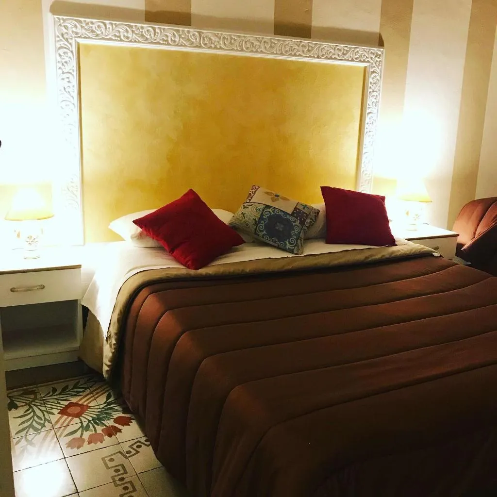 Room, Amantea Bed And Breakfast, Palermo