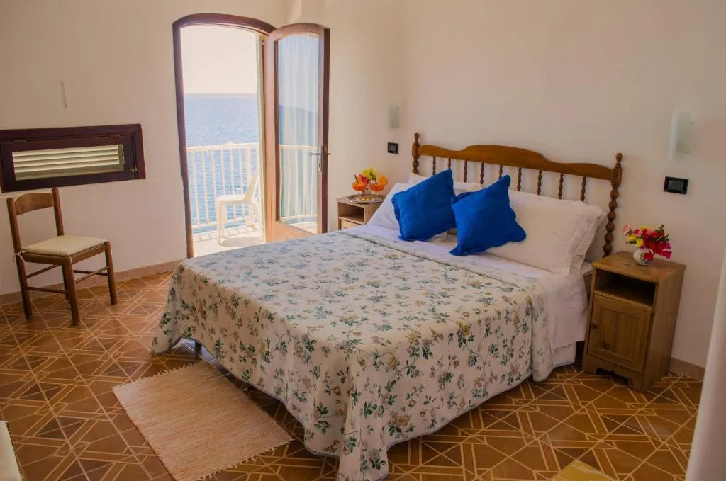 Double or Twin SEA VIEW Room, Hotel Angelino, Naples