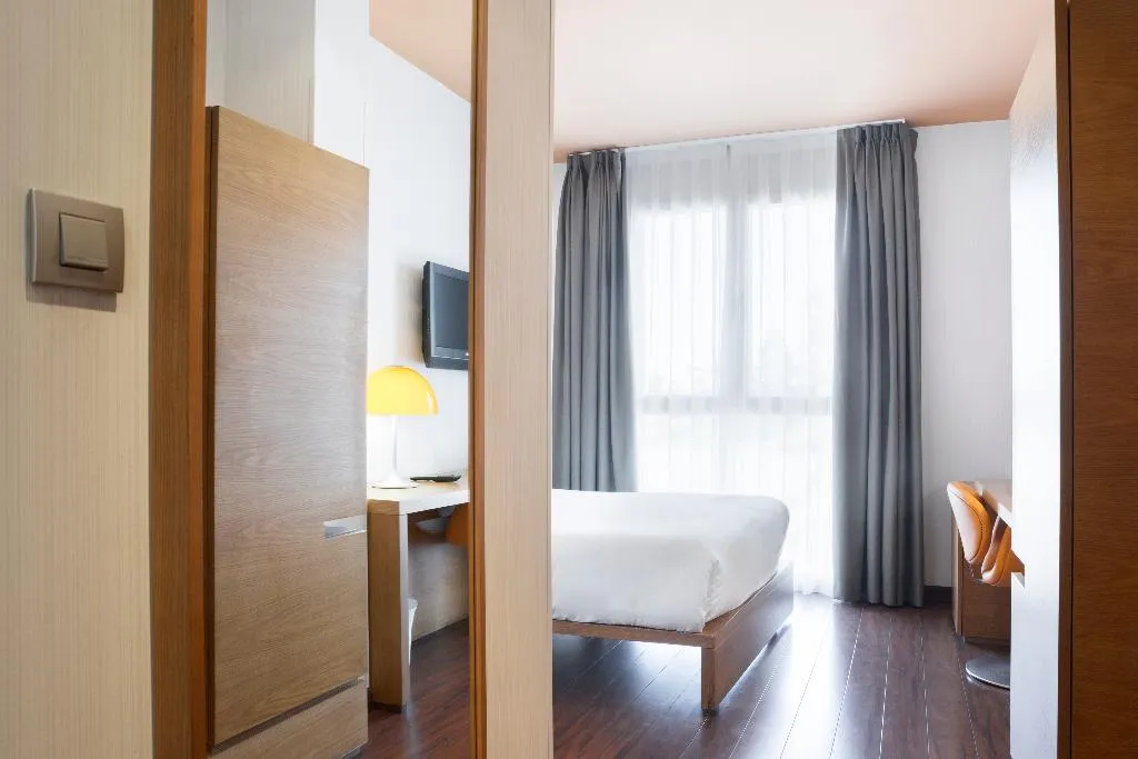 Double or Twin WITH VIEWS Room, Petit Palace Plaza Malaga, Costa Del Sol