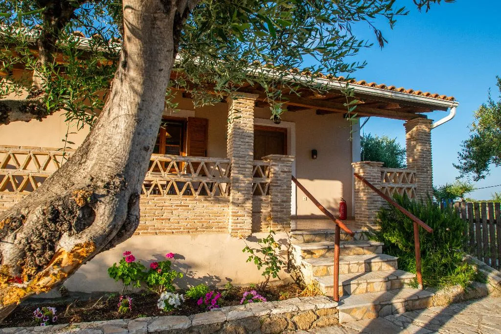 QUADRUPLE TWO BEDROOMS Room, Aeolos Zante Villas, Zante