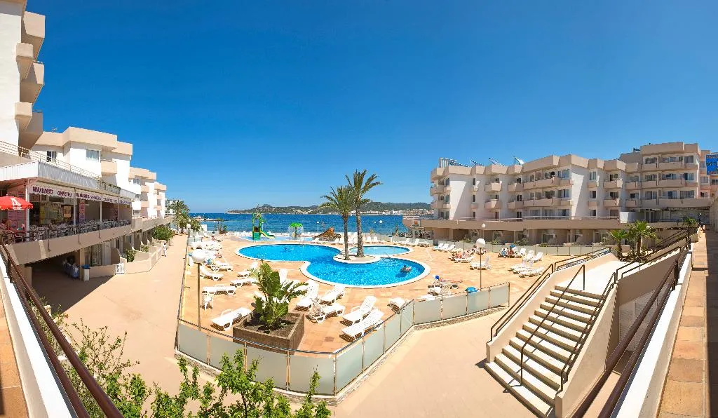 Pool, Playa Bella, Ibiza