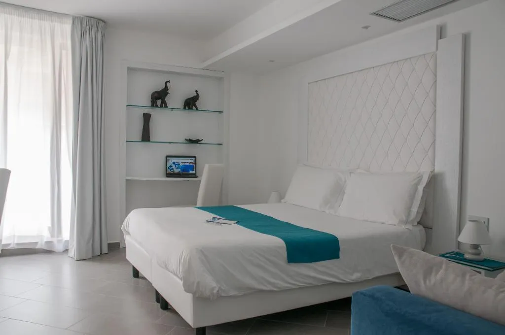 STUDIO SUPERIOR Room, Tasso Suites, Naples
