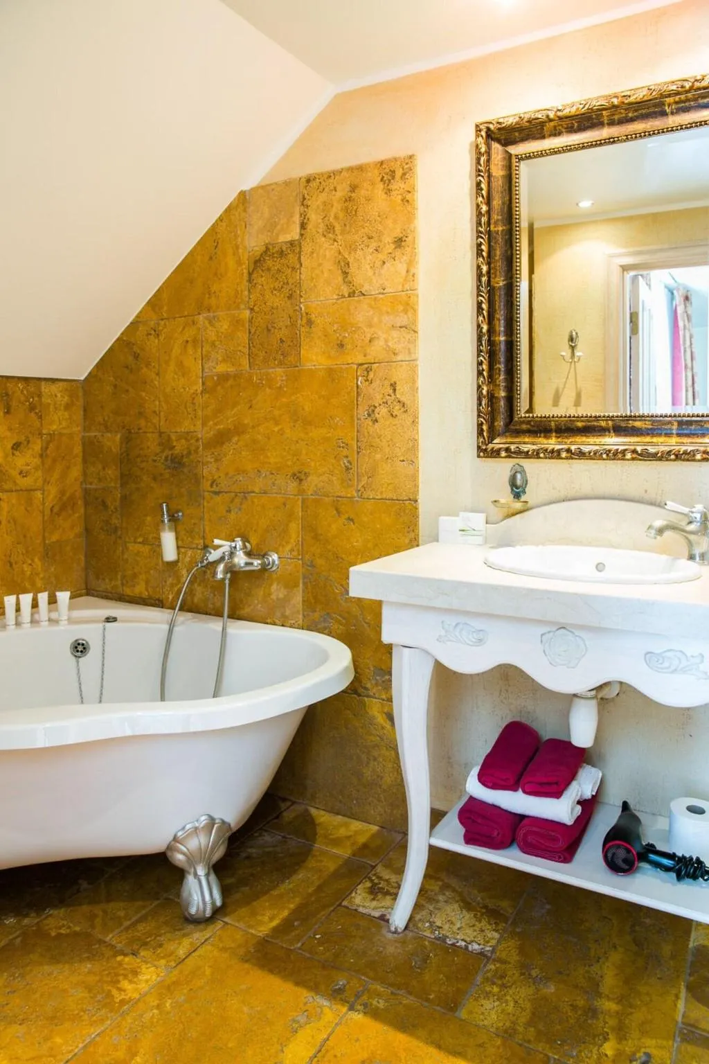 Room, Grand Rose Spa Hotel, Tallinn