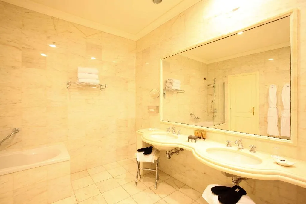 Room, Grand Hotel San Pietro, Taormina