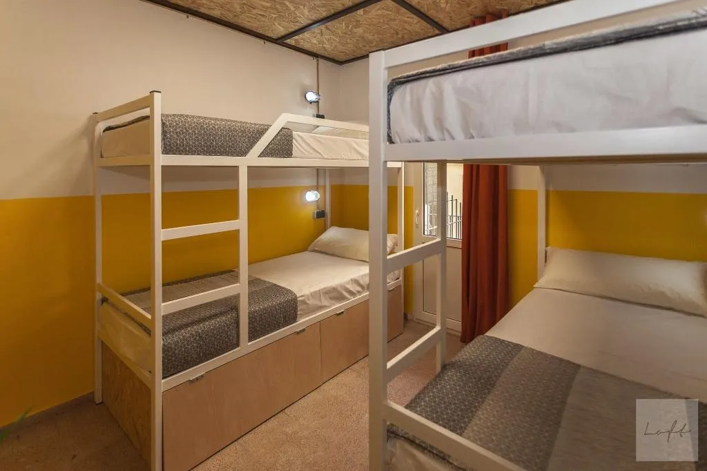 Room, Neptuno Hostal, Costa Brava