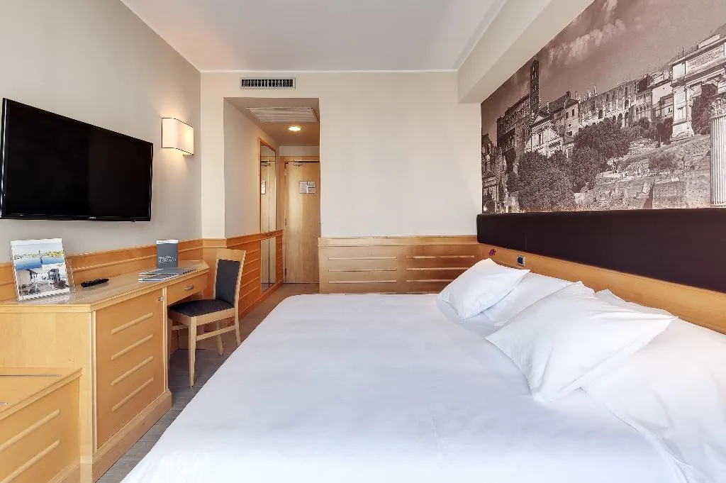 Double or Twin SUPERIOR Room, Occidental Aran Park, Rome