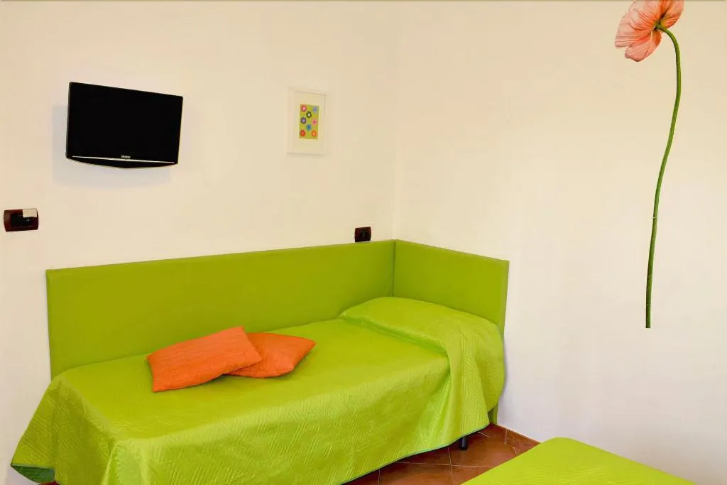 Room, B&B Il Lapillo, Naples