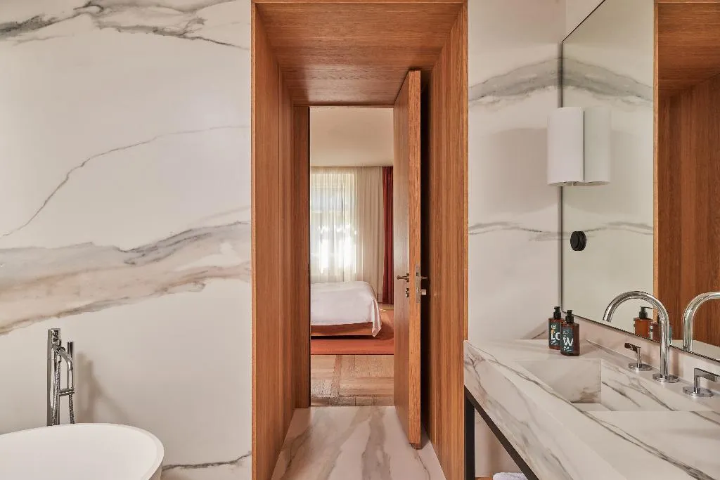 SUITE DELUXE ONE BED Room, The Julius Prague, Prague
