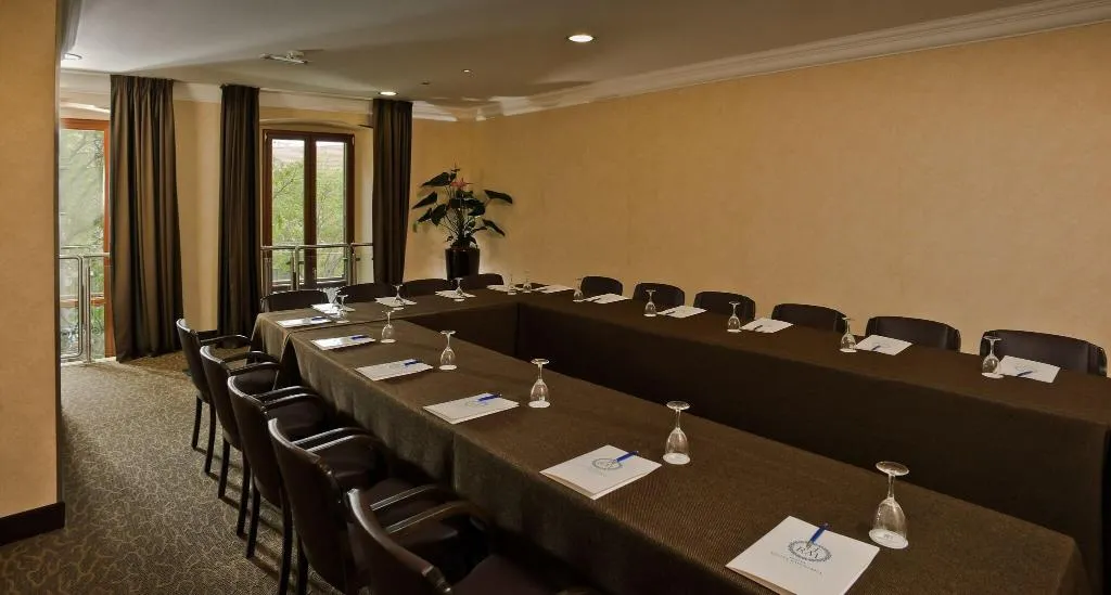 Conferences, Regina Margherita, Cagliari