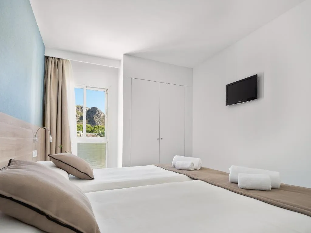 SUITE POOL VIEW Room, Puerto Azul Suite Hotel, Majorca