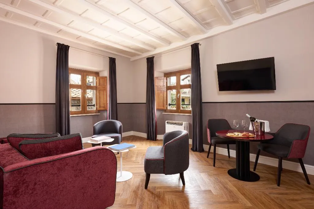 SUITE CAPACITY 3 Room, Navona Palace Collection, Rome