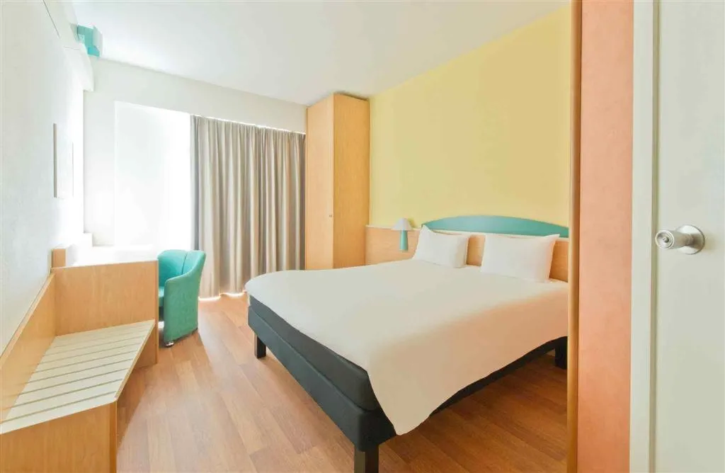 DOUBLE WITH DOUBLE BED Room, ibis Firenze Nord Aeroporto, Florence